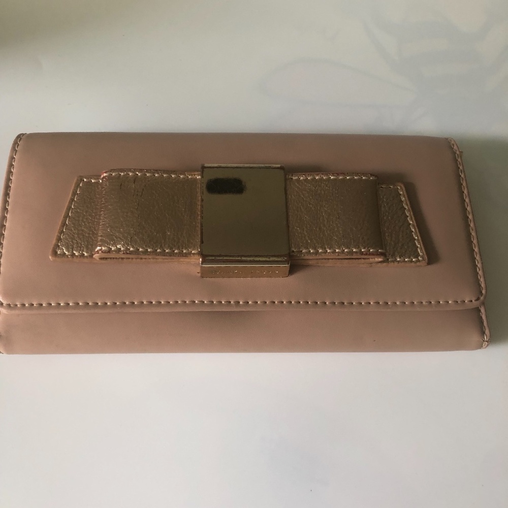 Ivanka Trump Wallet
